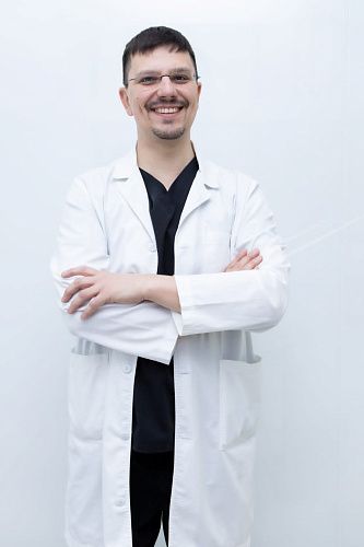 Никонов Алексей Алек­сеевич